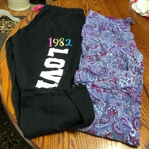 2 PAIR OF PAJAMA PANTS IN EUC SIXE XLARGE GILLIGAN & OMALLEY AND NO BOUNDARIES